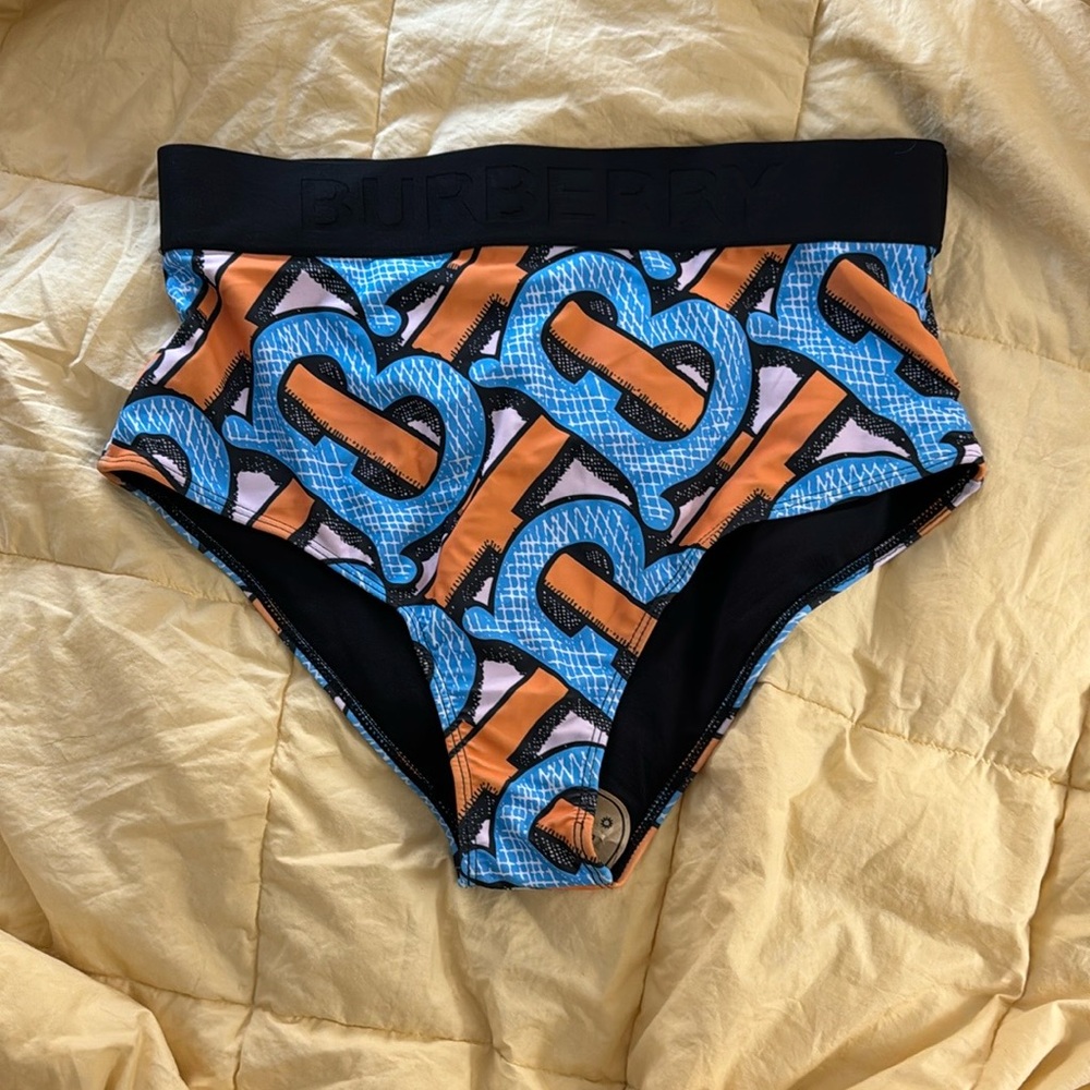 Burberry bikini bottom size XL New